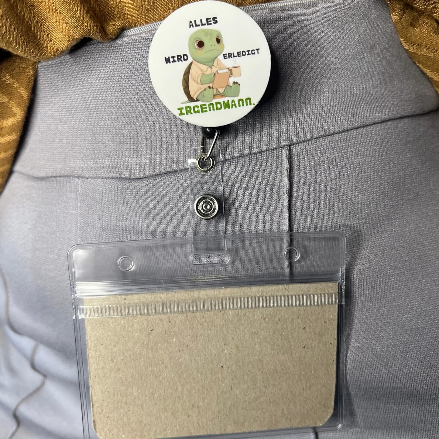 Ausweishalter Starterpack – inkl. wechselbarem Design "Irgendwann"