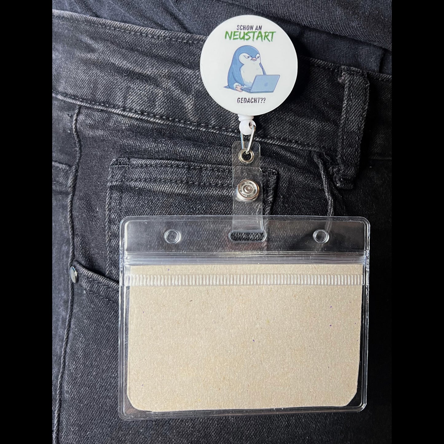 Ausweishalter Starterpack – inkl. wechselbarem Design "Neustart"